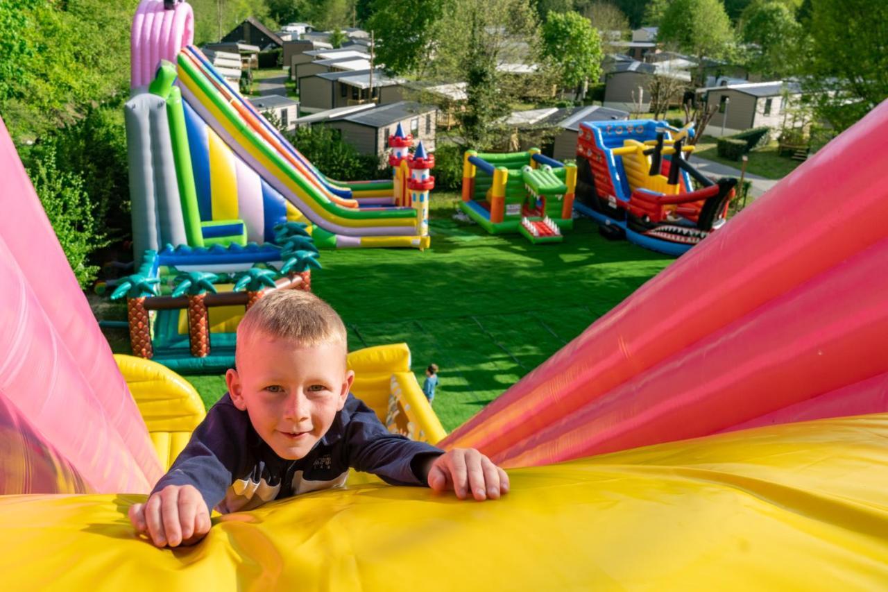 Camping Country Park Crecy La Chapelle - Site Officiel - Next To Disneyland Paris エクステリア 写真